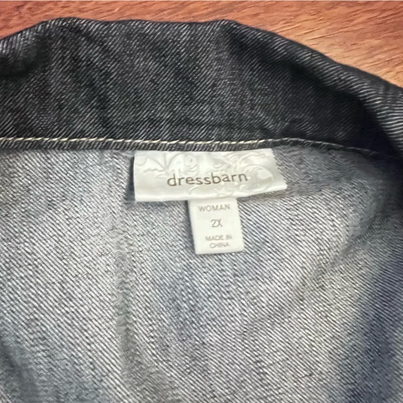 Womans dark indigo blue Denim detailed trim long Jacket - size 2x - Picture 3 of 10